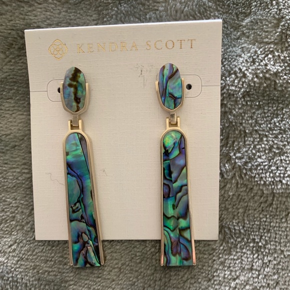 Kendra Scott Jewelry - Kendra Scott Carson abalone earrings NWT